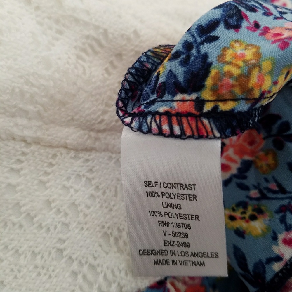 New Dress sleeveless sz~S - Picture 5 of 5